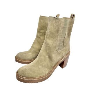 LOUISE ET CIE Boot Size 10 Varsan Platform Chelsea in Sandstorm Suede Block Heel